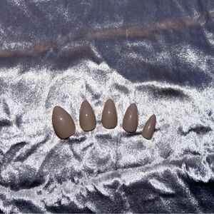 Gel short stilletto nails